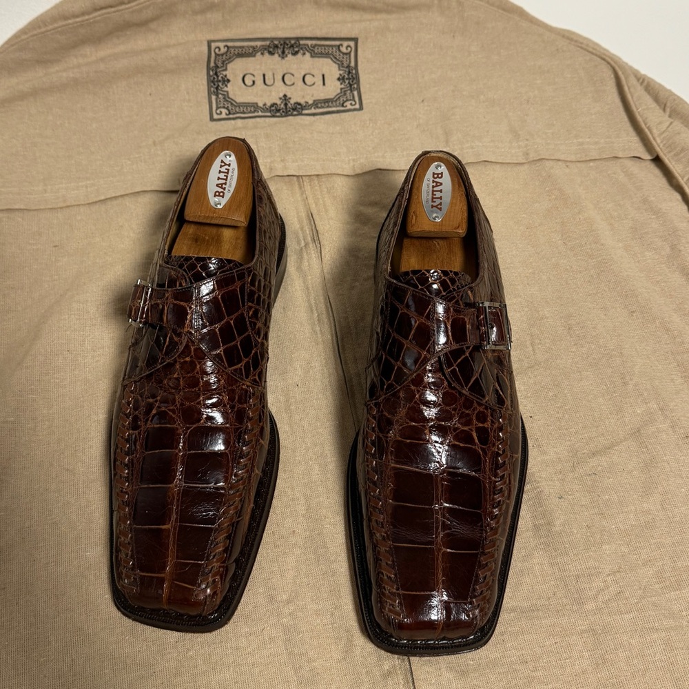 MEZLAN  Vintage genuine alligator